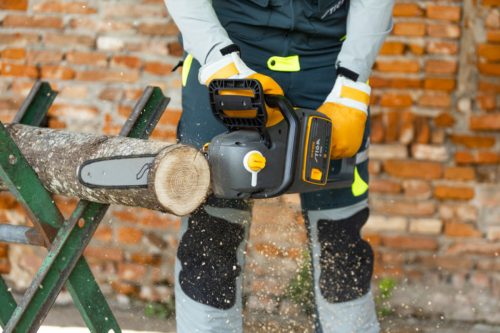 STIGA akkumulátoros láncfűrész CS 700e (akkumulátor és töltő nélkül)